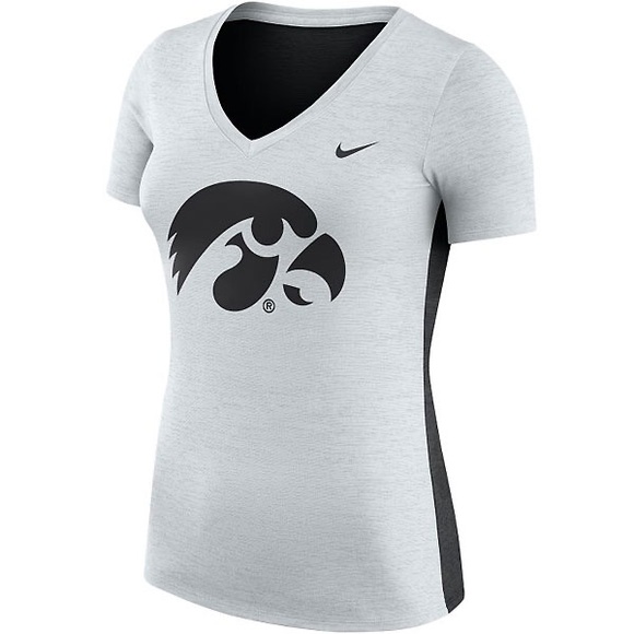 Nike Tops - Nike Women’s Sport Iowa Hawkeye’s Athletic T-shirt.